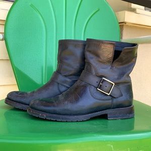 Frye Veronica black leather pull on boots Size 8.5